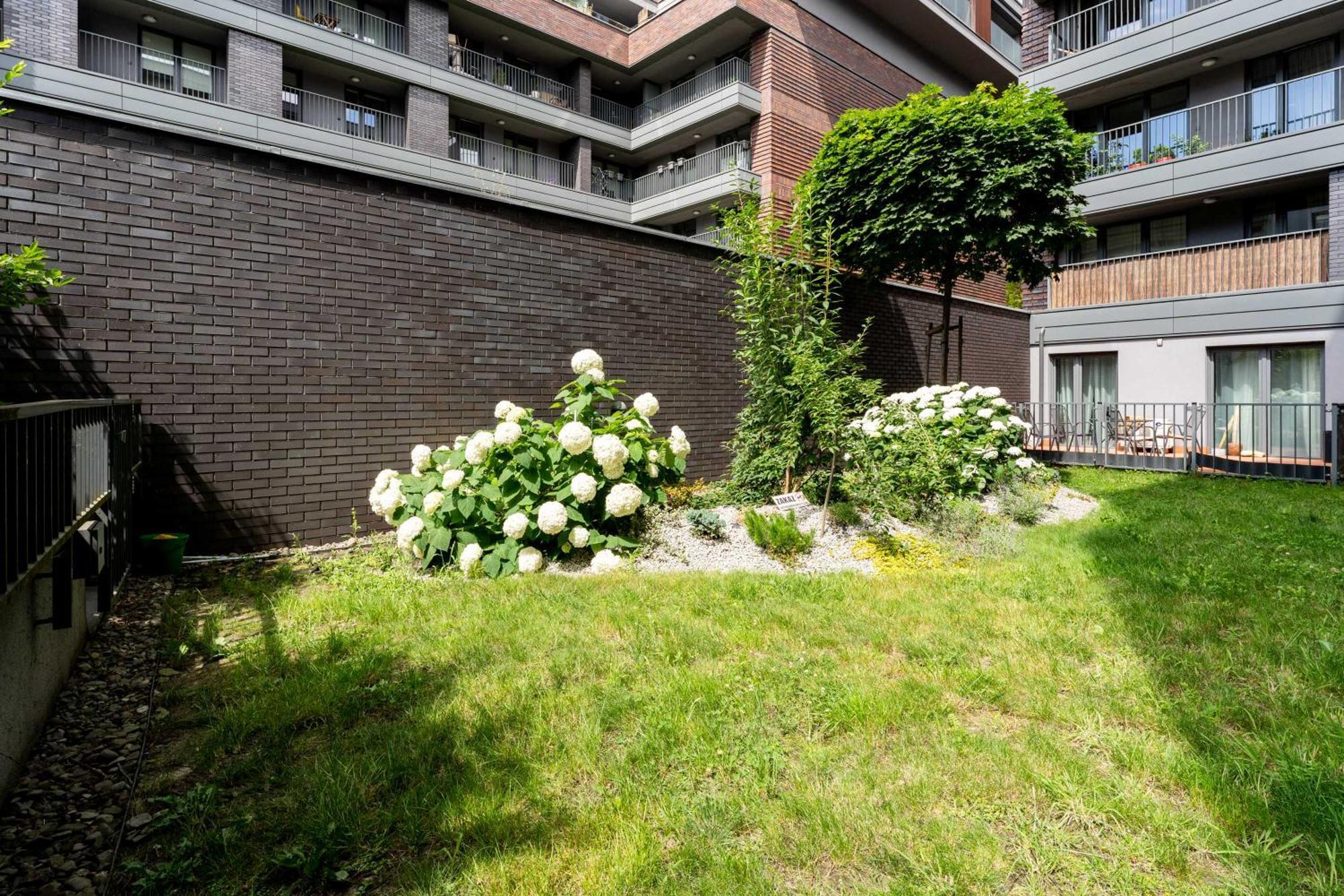 Nadwislanska 11 Apartment With Garden Krakau Exterior foto